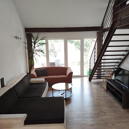Attic Parkview Apartment Piest'any Exterior foto