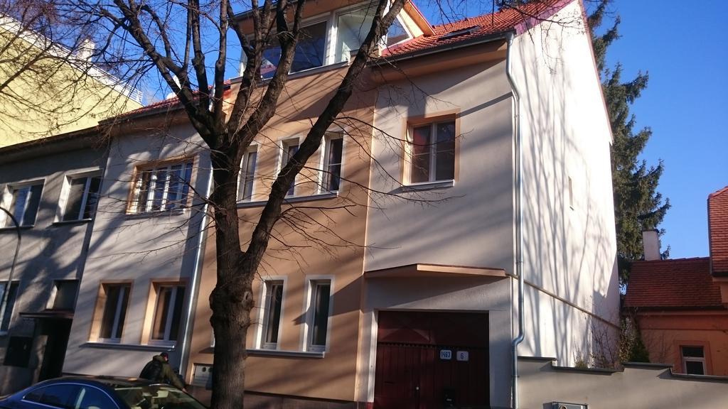 Attic Parkview Apartment Piest'any Exterior foto